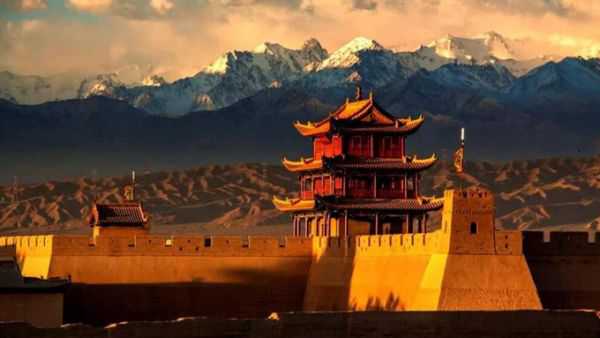 嘉裕关.jpg